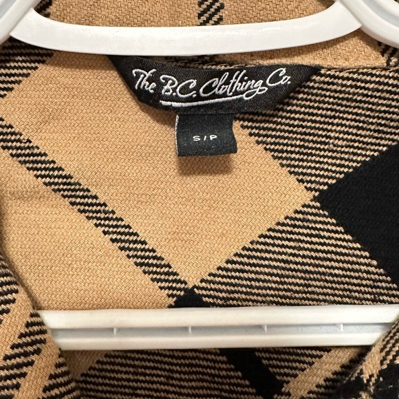 Plaid Shacket - Picture 3 of 4